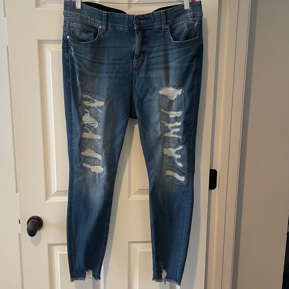 Torrid Bombshell Premium Stretch High-Rise Destructed Denim Jeans Size 20 Tall